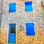 Domus Lapidea *